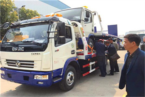 翁牛特旗汽车道路救援拖车价格